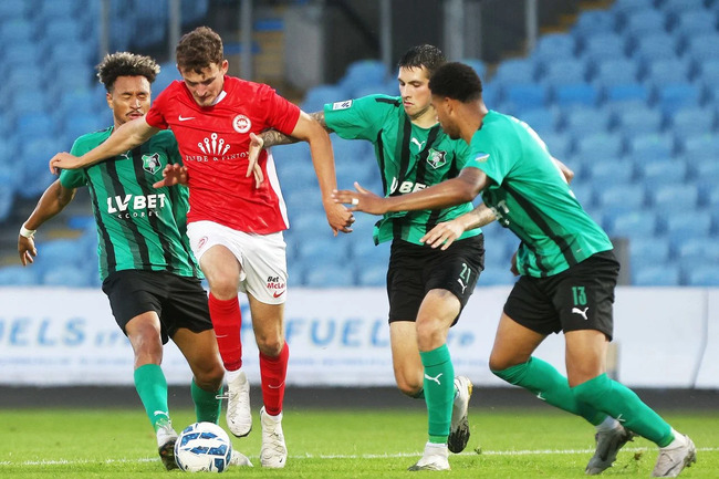 Màn chạm trán khó đoán giữa FK Auda Riga vs Larne FC