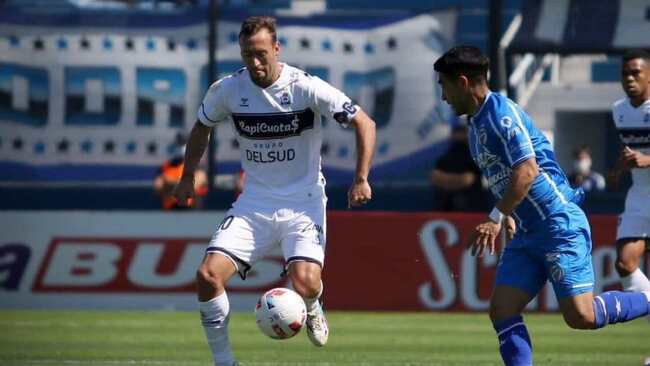 Màn chạm trán khó đoán giữa Godoy Cruz vs Gimnasia LP